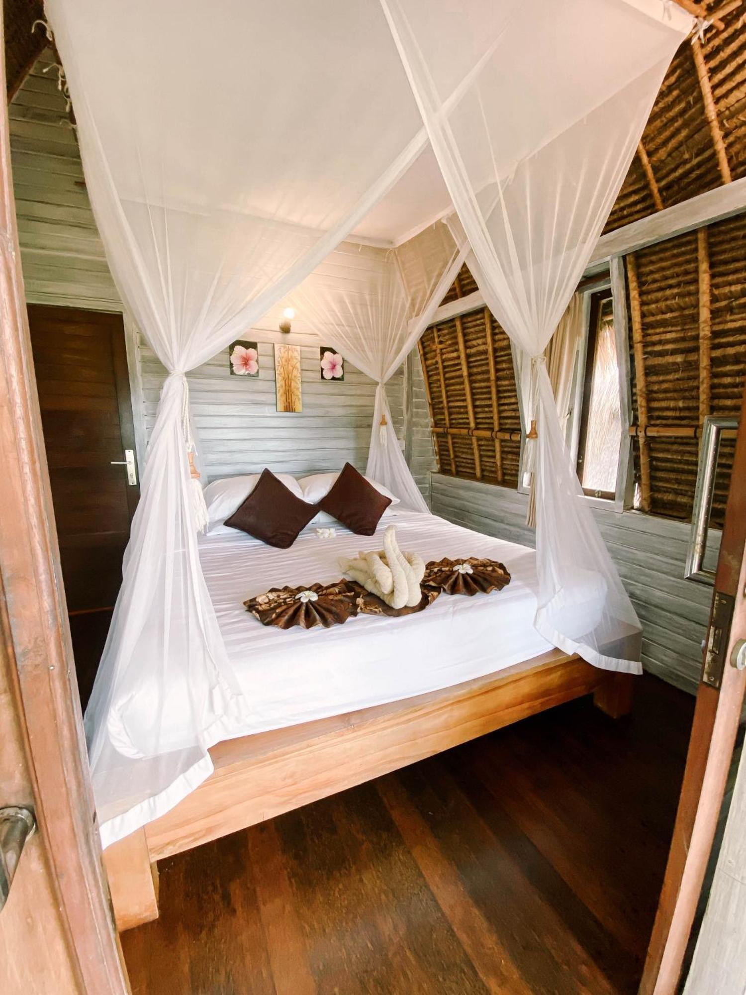 Abian Huts Dream Beach Lembongan Eksteriør billede